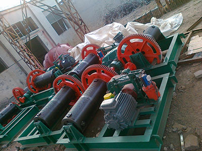 卷揚(yáng)式啟閉機(jī) 卷揚(yáng)式啟閉機(jī)